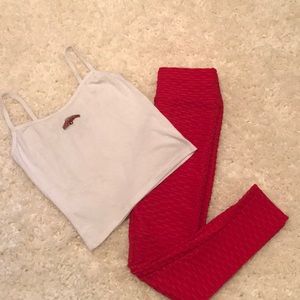 Set red leggings and White car camisole